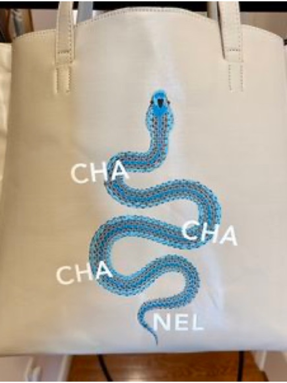 Kitson LA/TC Cream Tote with Blue Snake Graphic Cha Cha Cha Nel